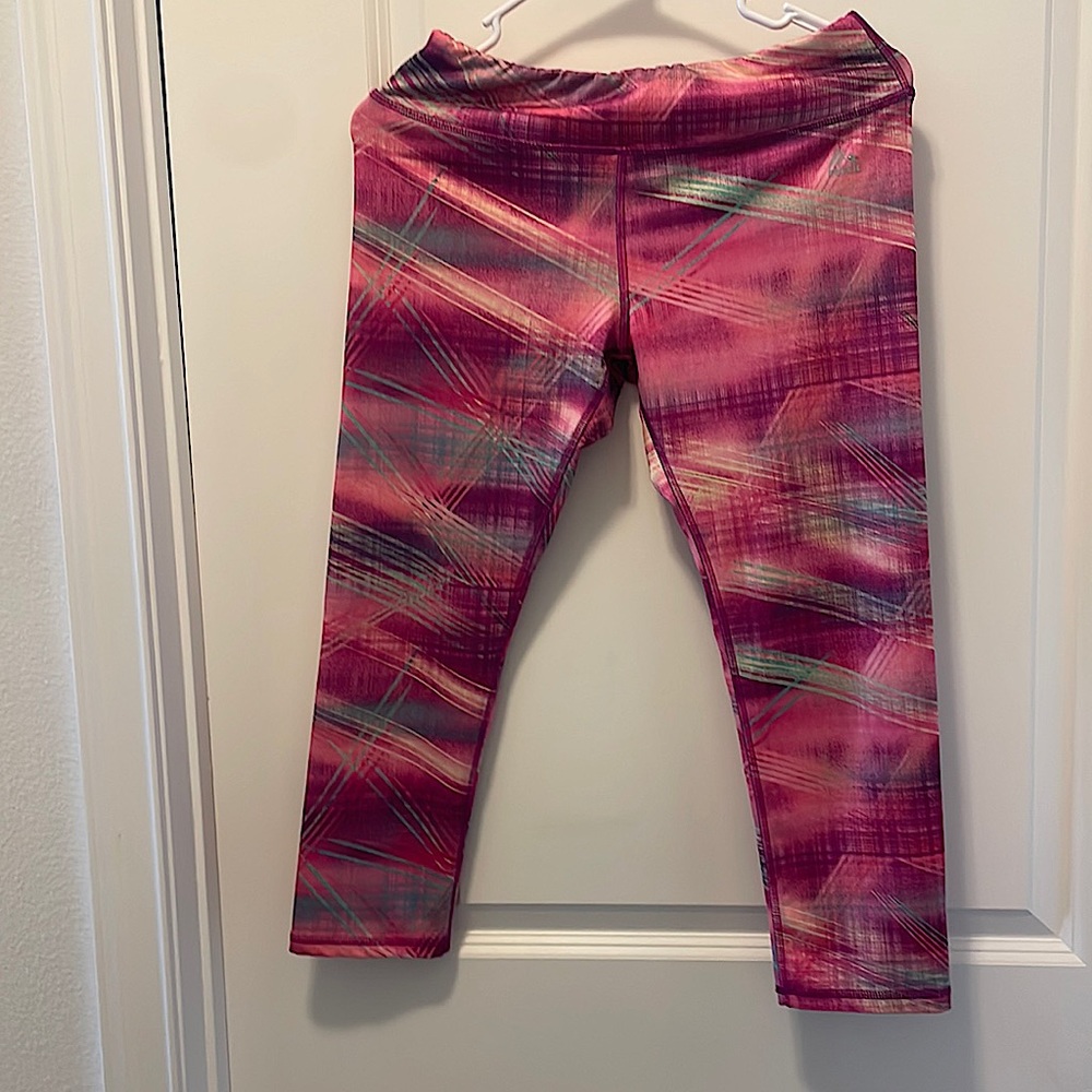 RBX hot pink capri leggings size Medium